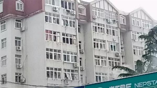 突發(fā)！青島一居民樓發(fā)生爆燃！已造1人死亡，7人受傷！3公里外有震感…